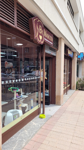 By Mascota Barakaldo – Tienda Mascotas, Peluquería Mascotas, Veterinaria – Barakaldo