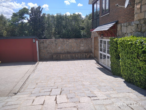 Clínica Veterinaria del Valle – Becerril de la Sierra